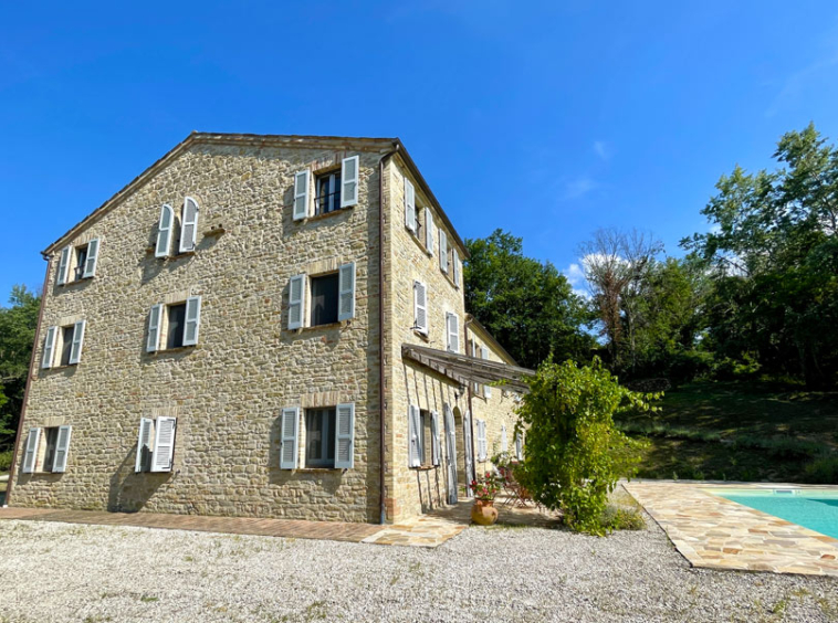 Farmhouse Monte San Martino Marche Italy Pool