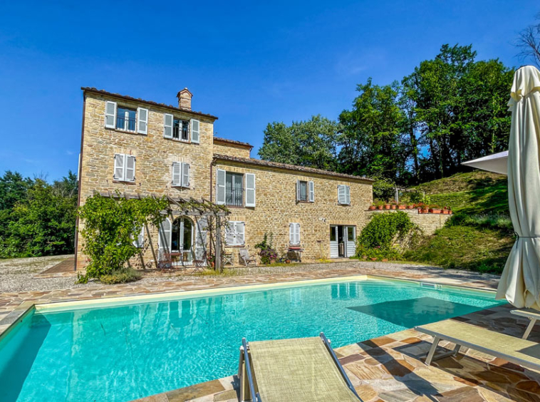 Farmhouse Monte San Martino Marche Italy Pool