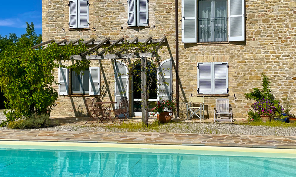 Farmhouse Monte San Martino Marche Italy Pool