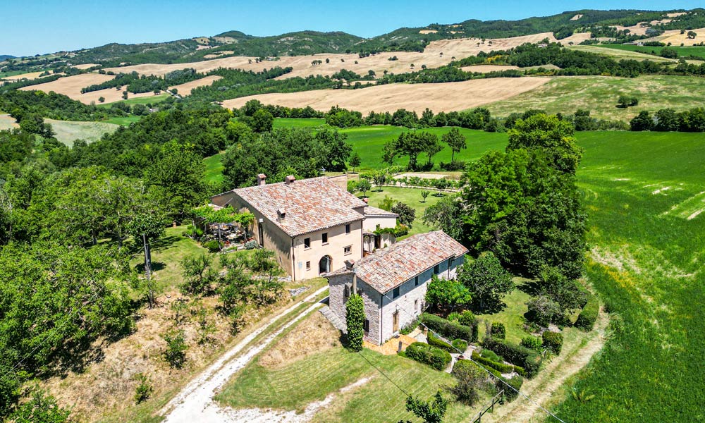 Farmhouse Parish Cagli Marche Italy