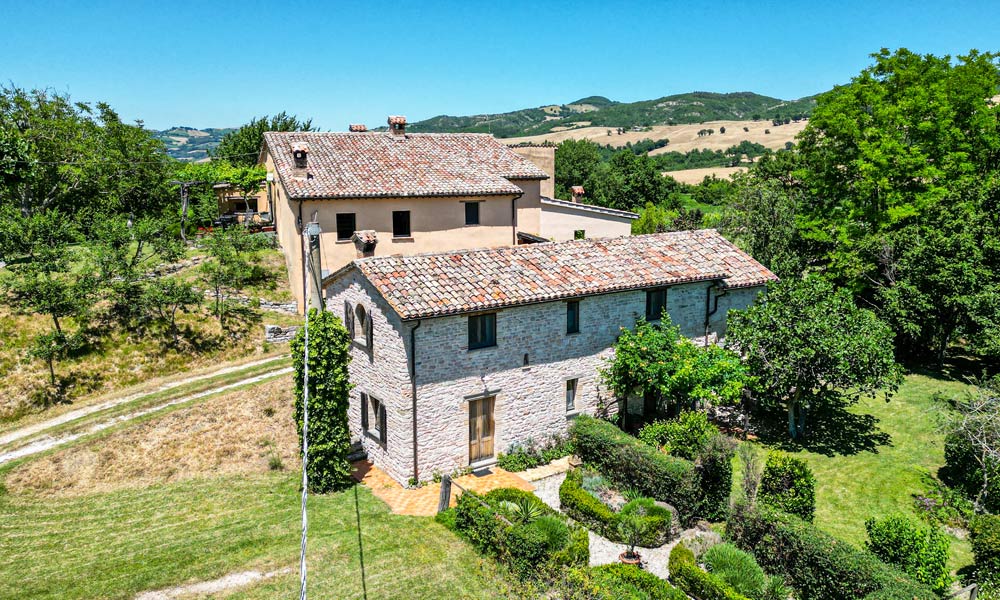 Farmhouse Parish Cagli Marche Italy