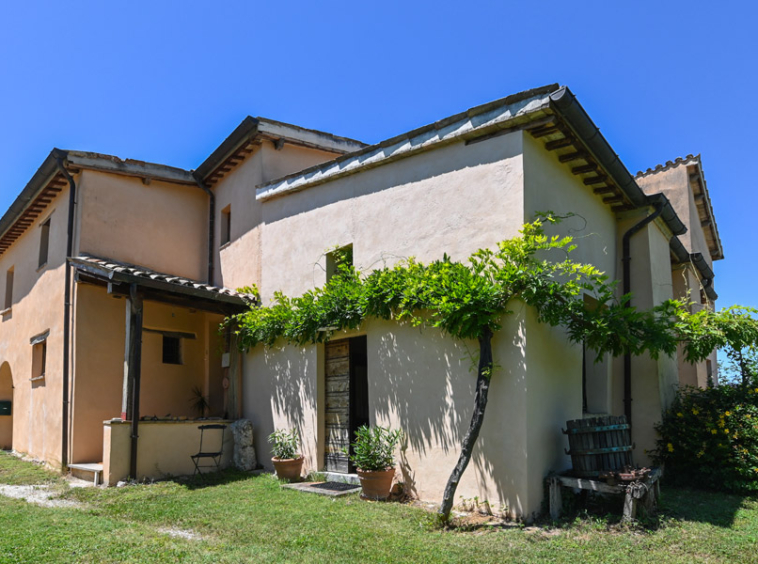 Farmhouse Parish Cagli Marche Italy