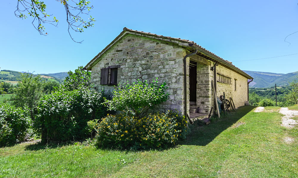 Farmhouse Parish Cagli Marche Italy