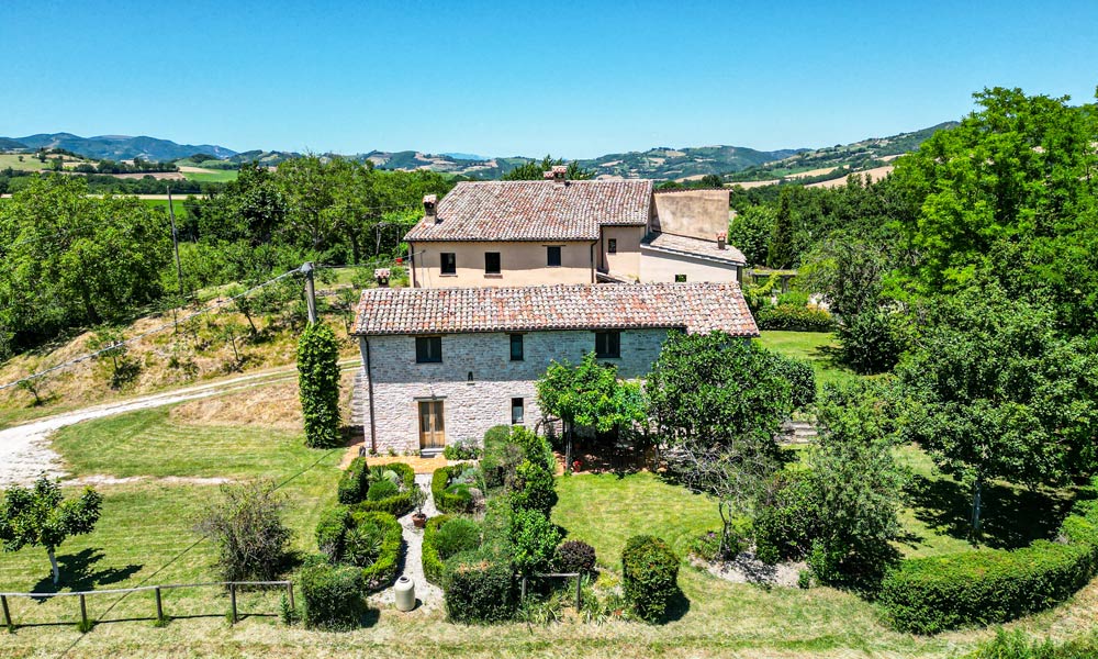 Farmhouse Parish Cagli Marche Italy