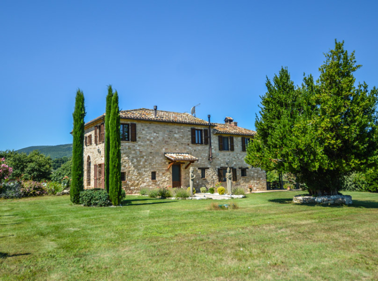 Farmhouse Treia Macerata Marche Italy Hills