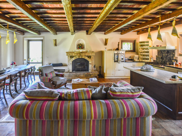 Farmhouse Treia Macerata Marche Italy Hills