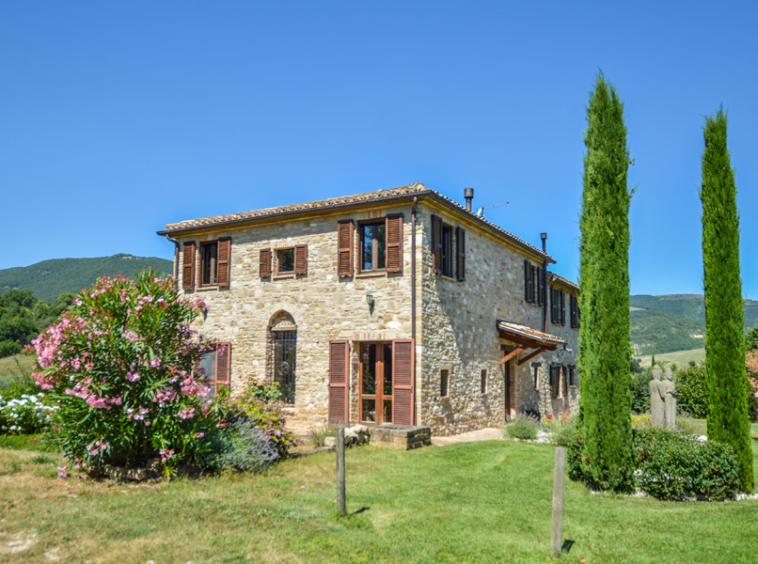 Farmhouse Treia Macerata Marche Italy Hills