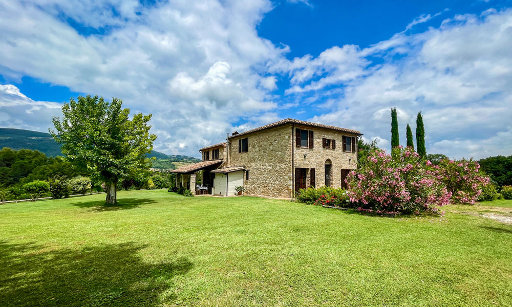 Farmhouse Treia Macerata Marche Italy Hills