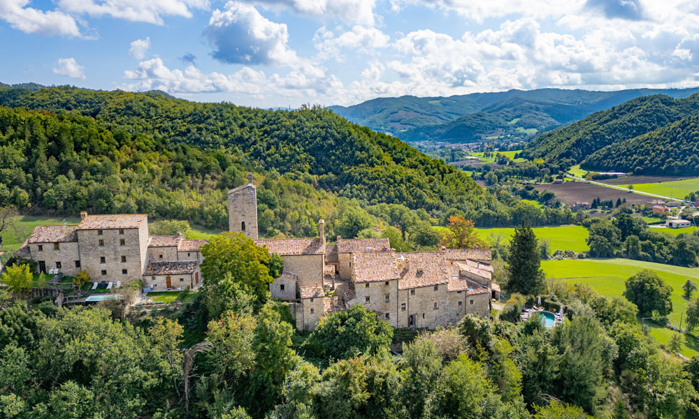 Castle Mercatello Metauro Borgo Marche Italy Agriturismo