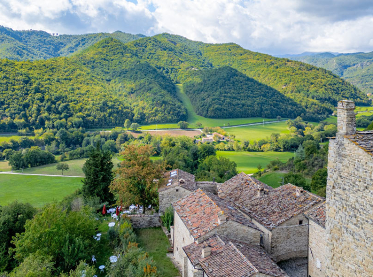 Castle Mercatello Metauro Borgo Marche Italy Agriturismo