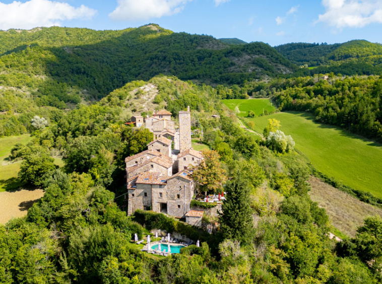 Castle Mercatello Metauro Borgo Marche Italy Agriturismo