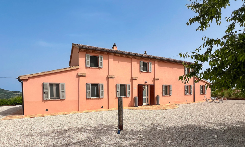 Farmhouse Cartoceto Pesaro Marche Italy