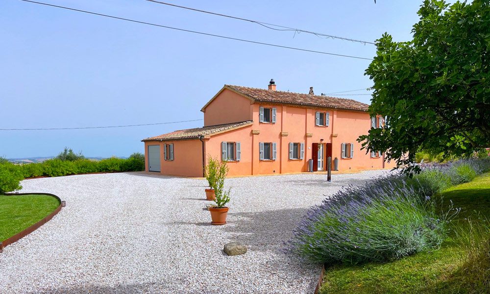 Farmhouse Cartoceto Pesaro Marche Italy