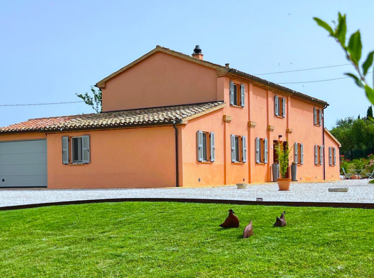 Farmhouse Cartoceto Pesaro Marche Italy