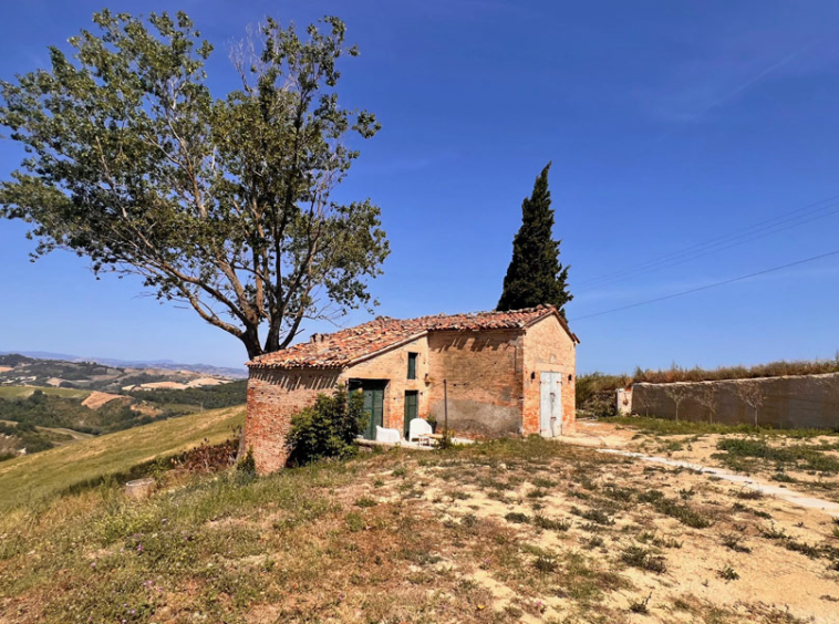 Farmhouse Mombaroccio Pesaro Marche Italy Pool Panorama