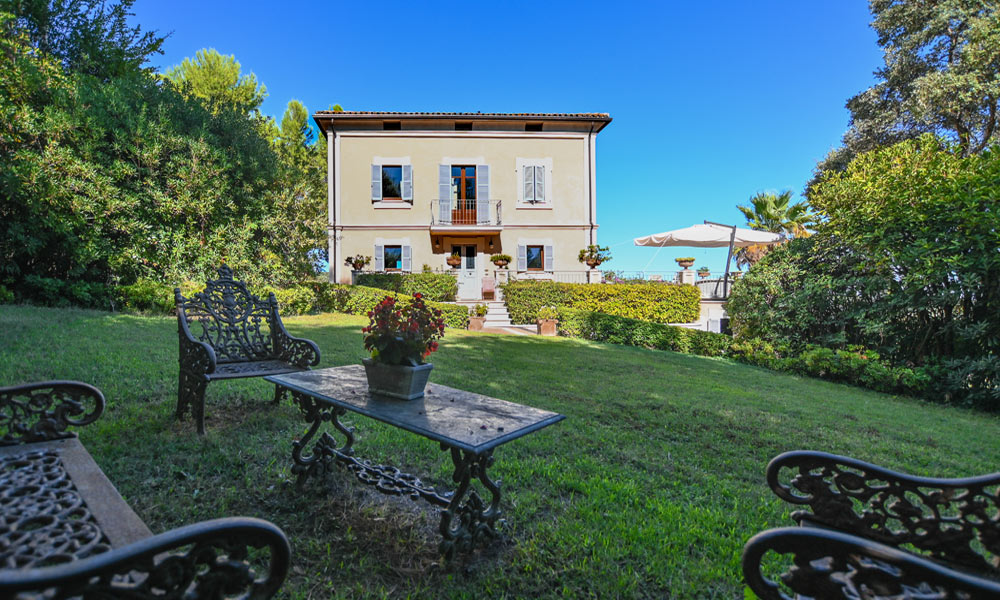 Villa Civitanova Marche Italy Seaview Pool