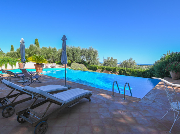 Villa Civitanova Marche Italy Seaview Pool