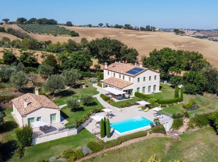 Villa Monte San Vito Ancona Marche Italy Pool