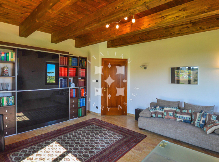 Farmhouse Lapedona Fermo Marche Italy Panorama