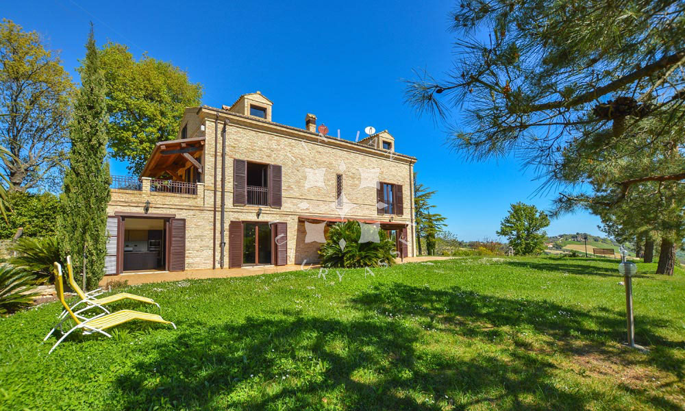 Farmhouse Lapedona Fermo Marche Italy Panorama