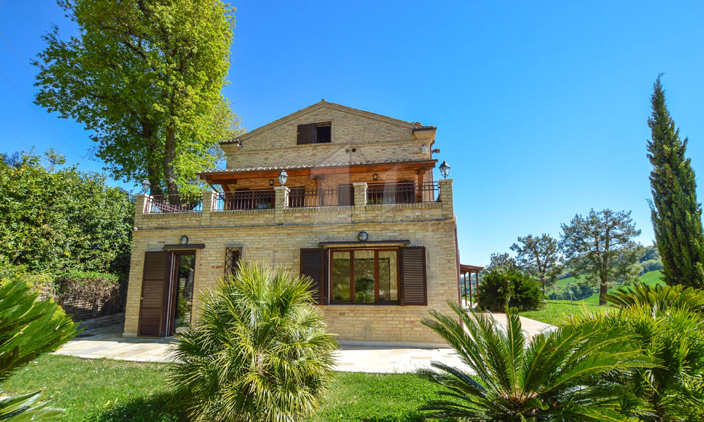 Farmhouse Lapedona Fermo Marche Italy Pool