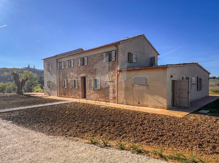 Farmhouse Orciano Pesaro Marche Italy Pool