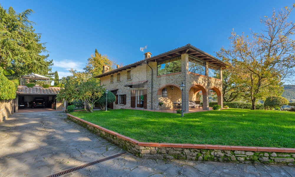 Villa Arezzo Tuscany Tennis Court Italy