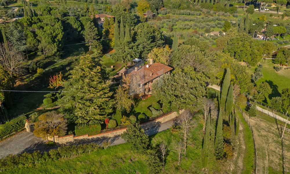 Villa Arezzo Tuscany Tennis Court Italy