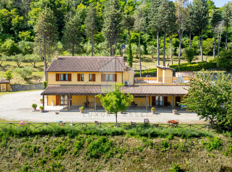 Agriturismo Ponzano Fermo Marche Italy Panorama Pool