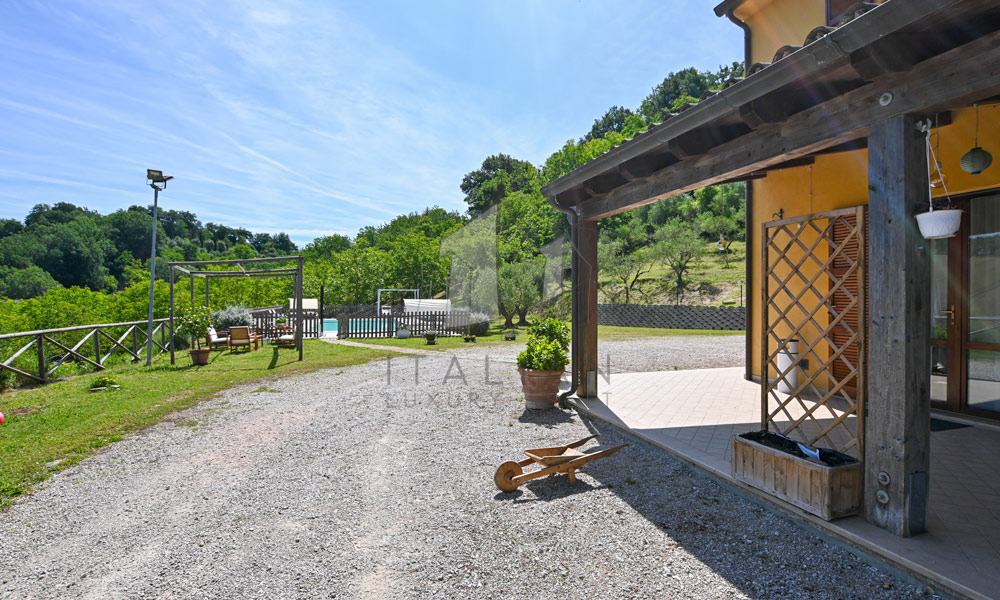 Agriturismo Ponzano Fermo Marche Italy Panorama Pool