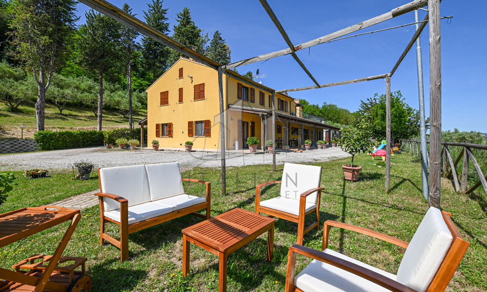Agriturismo Ponzano Fermo Marche Italy Panorama Pool