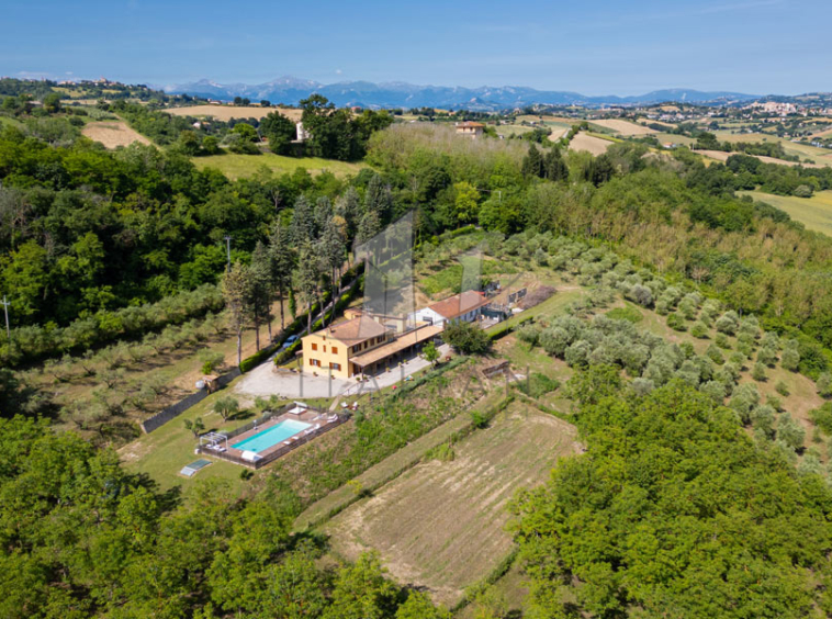 Agriturismo Ponzano Fermo Marche Italy Panorama Pool