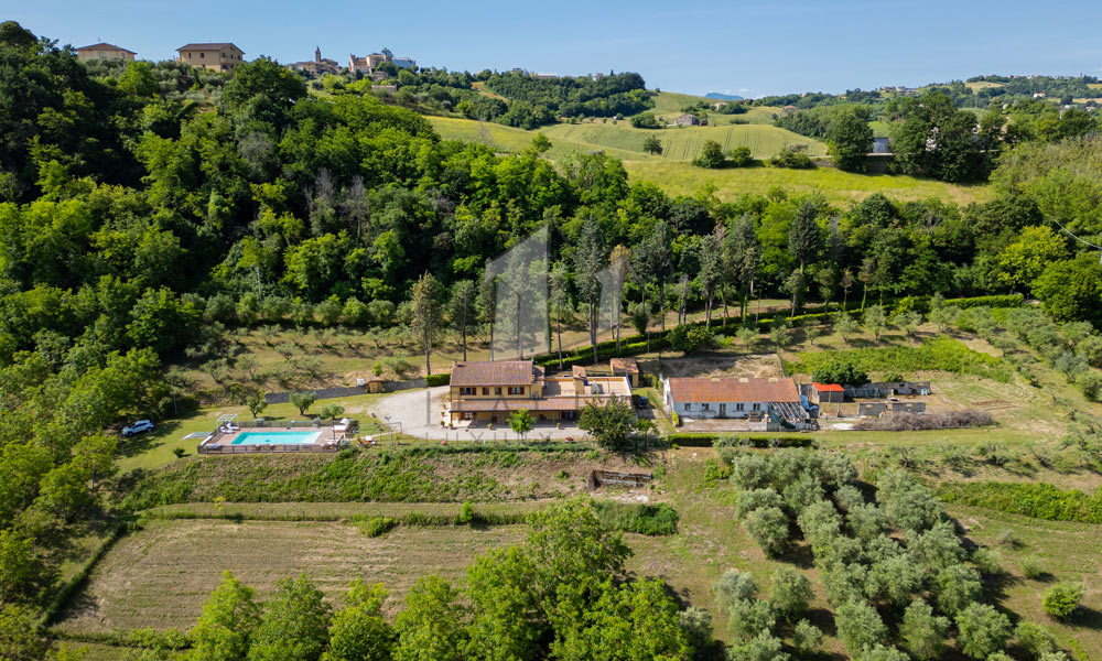 Agriturismo Ponzano Fermo Marche Italy Panorama Pool