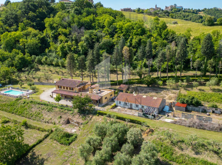 Agriturismo Ponzano Fermo Marche Italy Panorama Pool