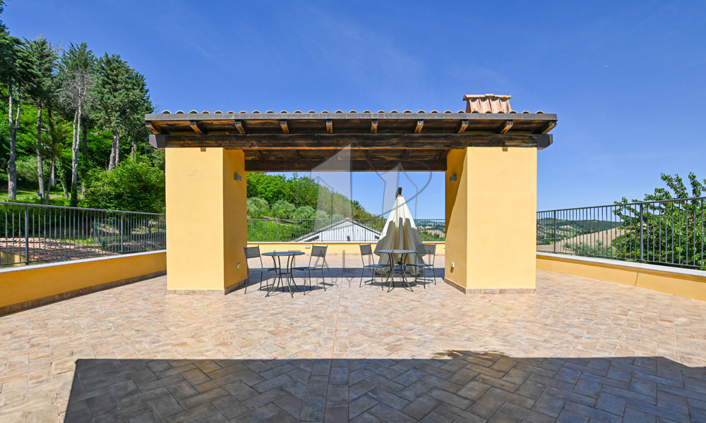 Agriturismo Ponzano Fermo Marche Italy Panorama Pool