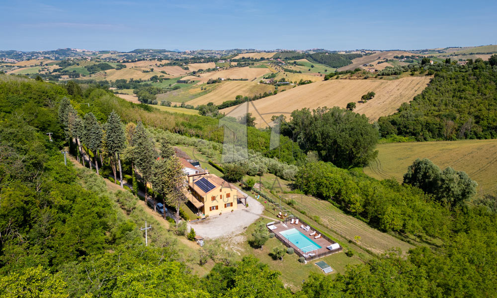 Agriturismo Ponzano Fermo Marche Italy Panorama Pool