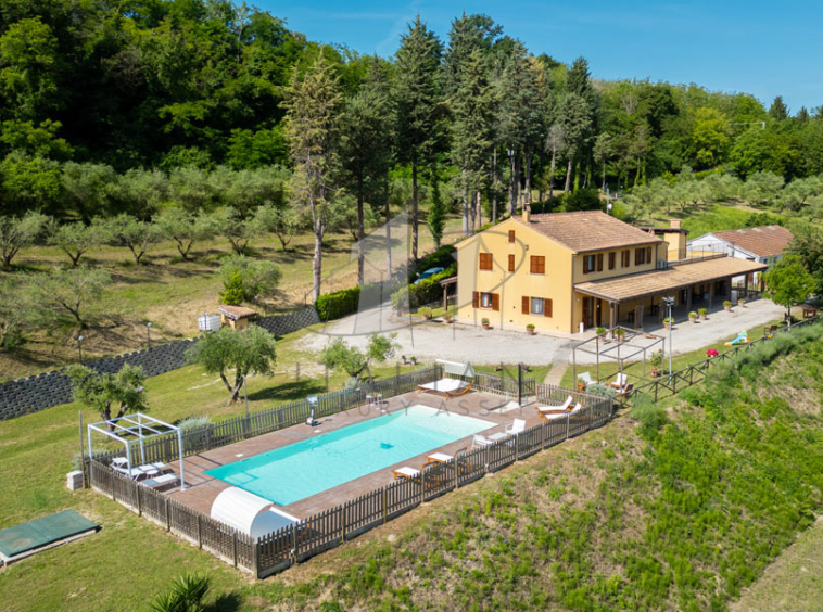 Agriturismo Ponzano Fermo Marche Italy Panorama Pool