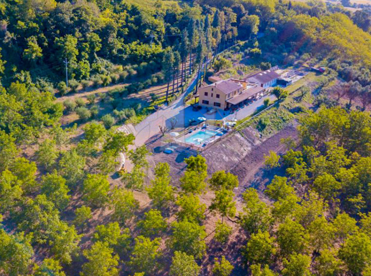 Agriturismo Ponzano Fermo Marche Pool Italy