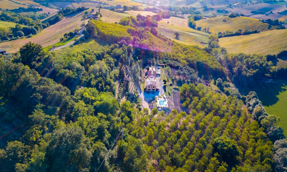 Agriturismo Ponzano Fermo Marche Pool Italy