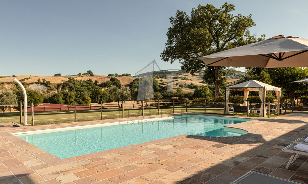 Agriturismo San Lorenzo in Campo Marche Italy Riding Stables