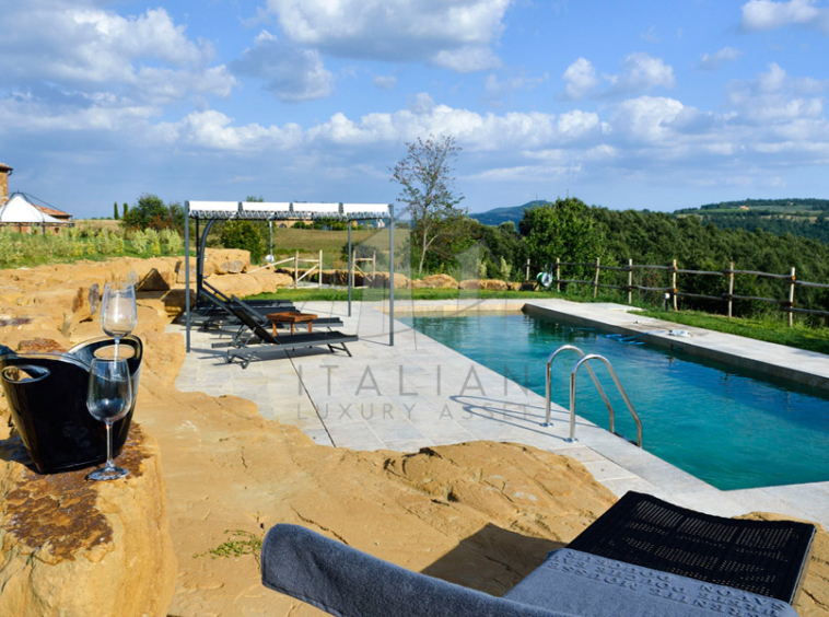 Estate Farmhouse Torrita Siena Tuscany Italy