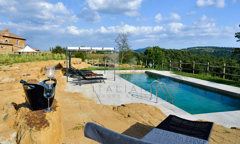 Estate Farmhouse Torrita Siena Tuscany Italy