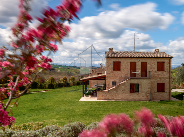 Agriturismo Ponzano Fermo Marche Italy Panorama