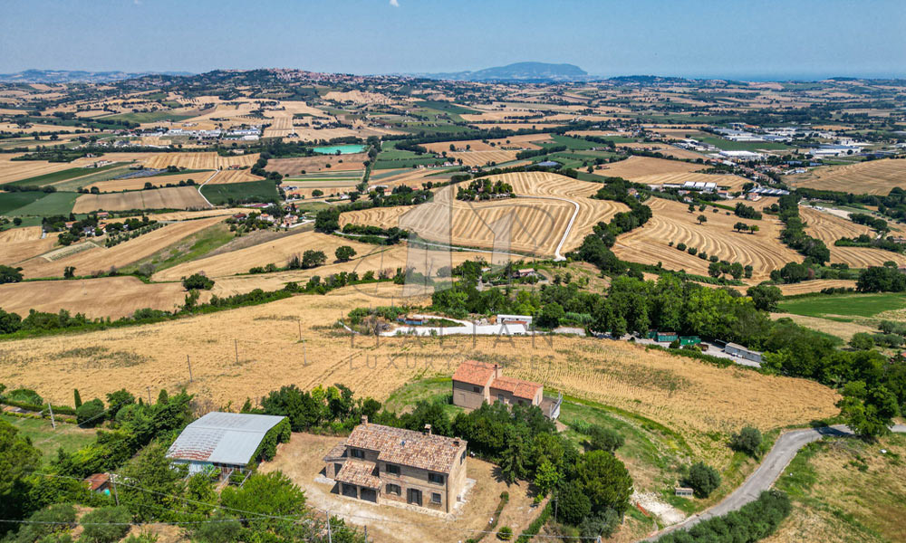 Farmhouse Montelupone Macerata Marche Italy Panorama
