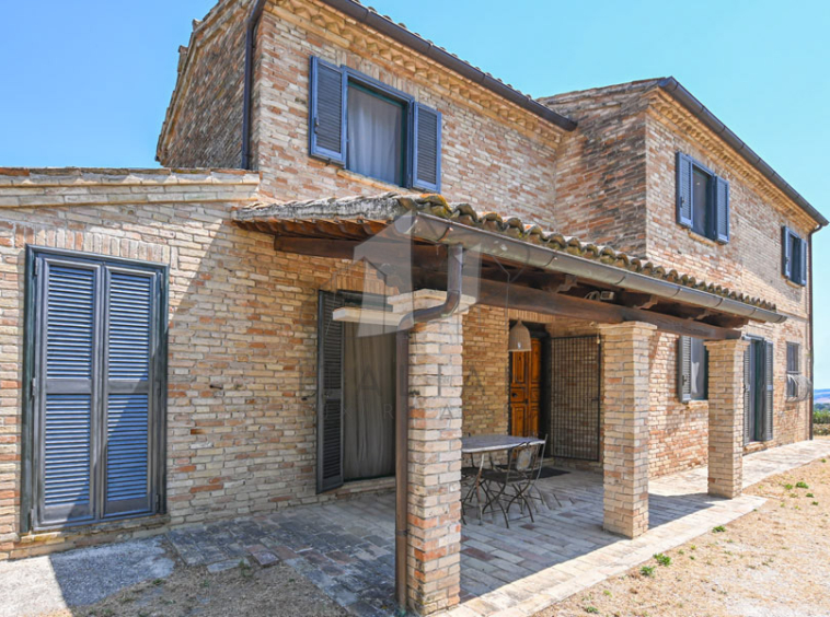 Farmhouse Montelupone Macerata Marche Italy Panorama