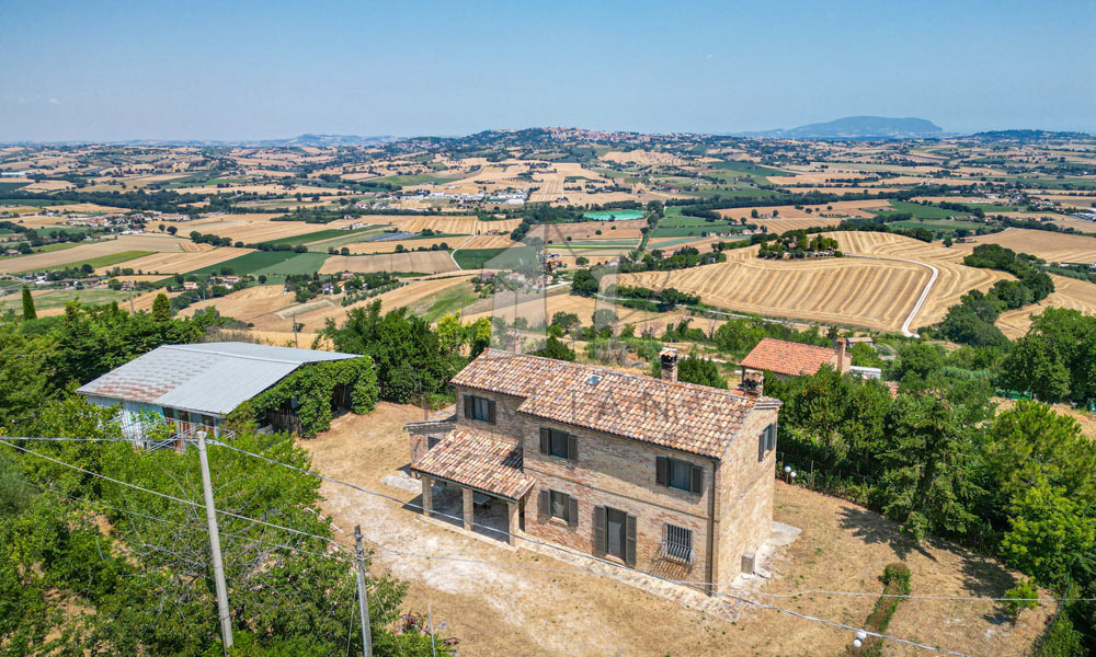 Farmhouse Montelupone Macerata Marche Italy Panorama