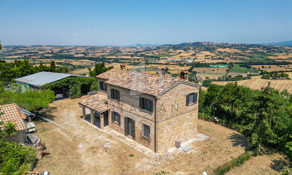 Farmhouse Montelupone Macerata Marche Italy Panorama