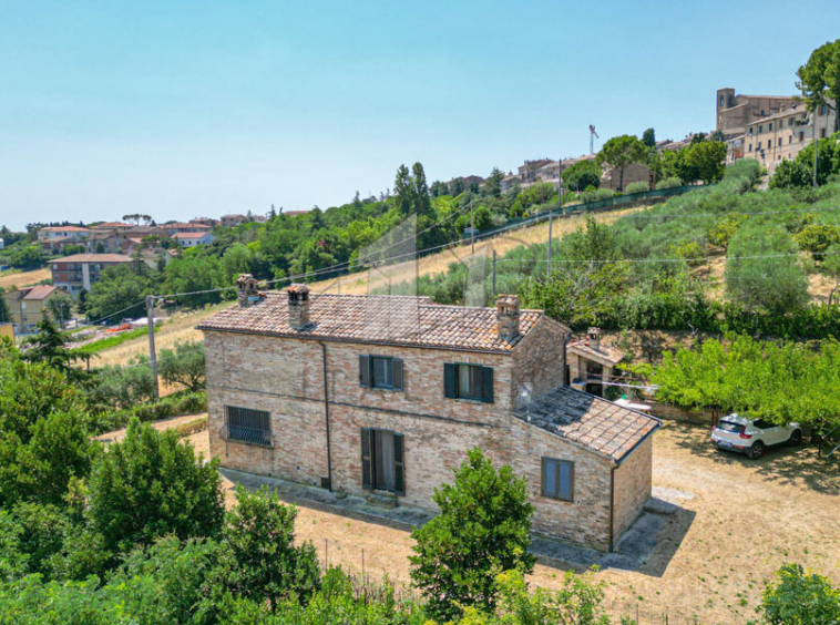 Farmhouse Montelupone Macerata Marche Italy Panorama