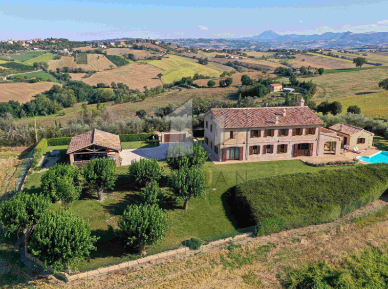 Ancona Marche Barbara Farmhouse Luxury