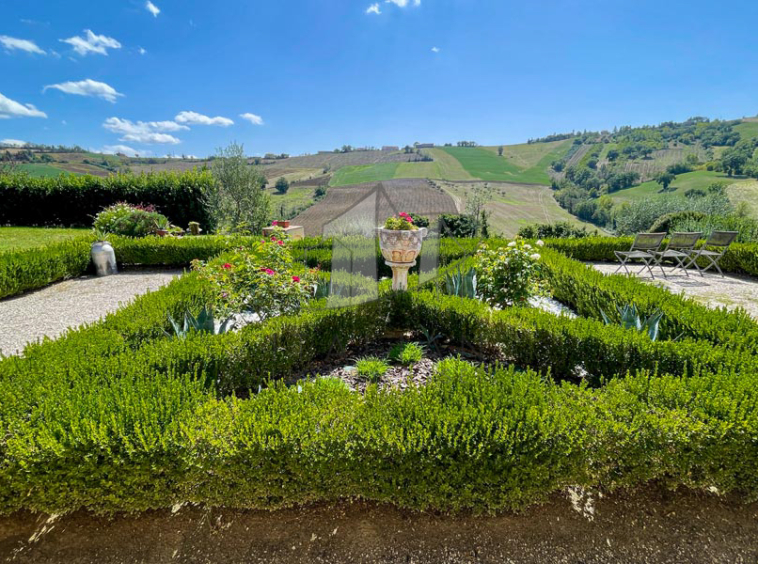 Country House Tolentino Marche Italy Pool